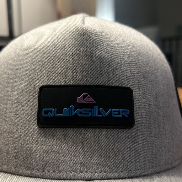Quicksilver Mesh Back Hat - Picture 5 of 8